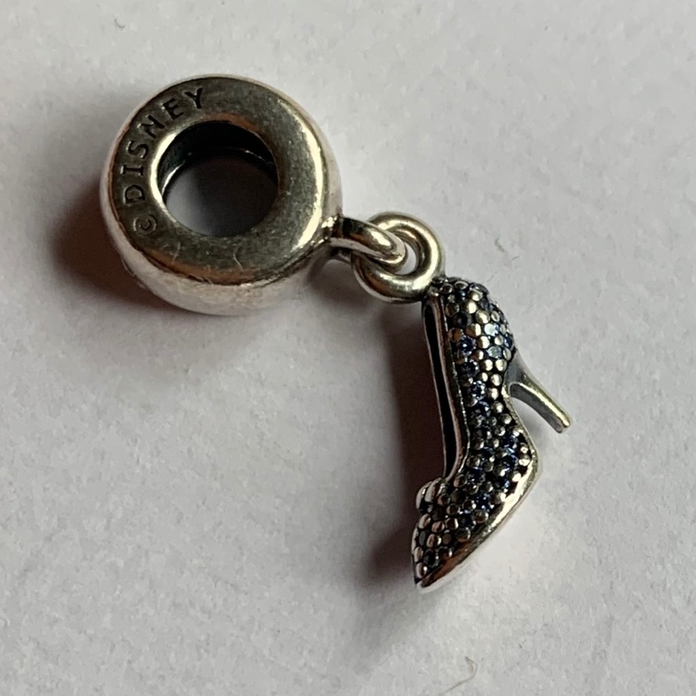 Pandora Cinderella Slipper - Picture 2 of 4